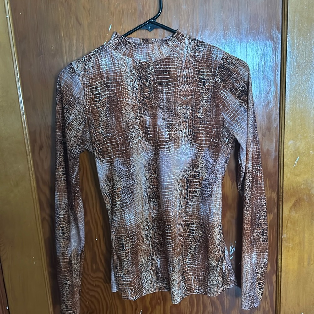 Willow & root brand size small worn twice